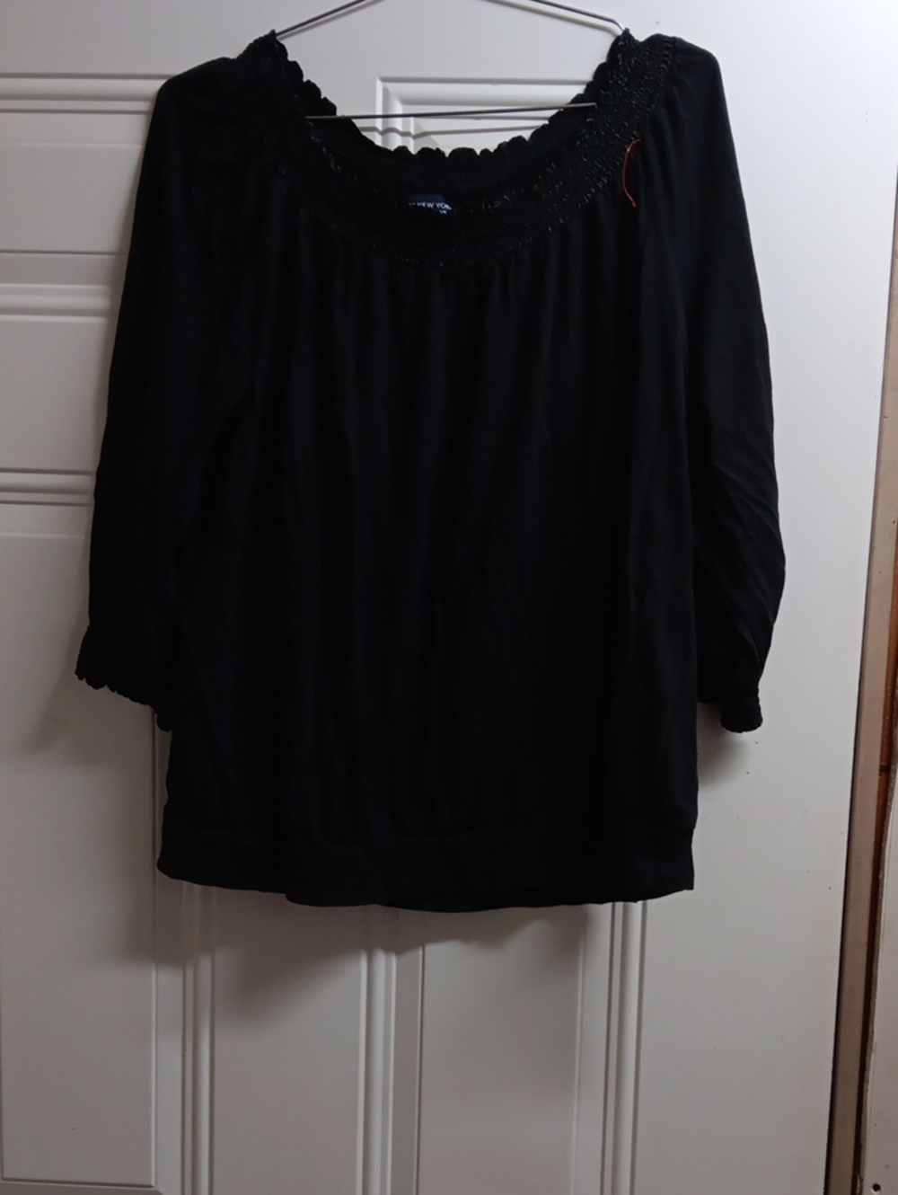 Jones New York Black Scoop Neck Tunic Top